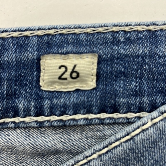 BKE Denim Sabrina Low Rise Capri Size 26 - Picture 9 of 16